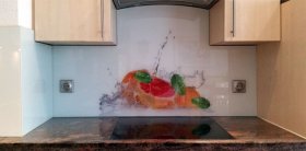 Koch- und Spritzschutz aus Glas